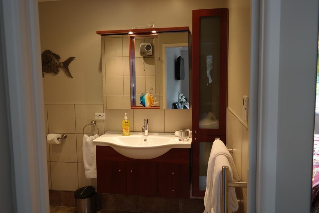 Sounds Vista B&B Пиктон Номер фото